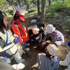 25.10.25. 금성산에서 살아남기: 숲 속에 숨겨진 보물을 ..