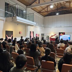 25.11.05. [이봄(EvoM)·인피니아(INFINIA)가 ..